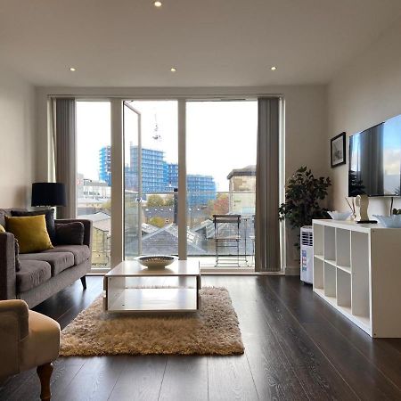Blissful One Bed Near The River Saint Saint Kew Exterior foto