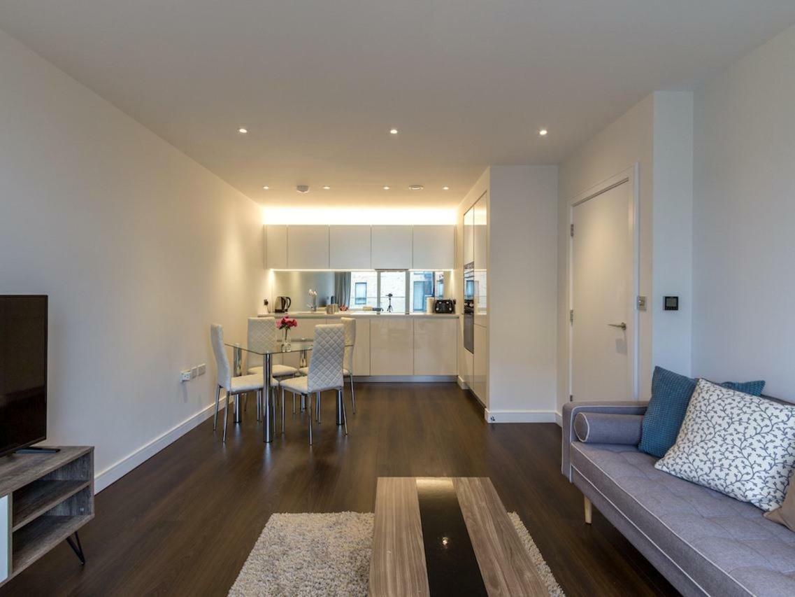 Blissful One Bed Near The River Saint Saint Kew Exterior foto